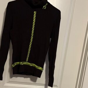 Carlisle Stylish Dark Brown Sweater with Green Accents Ribbon